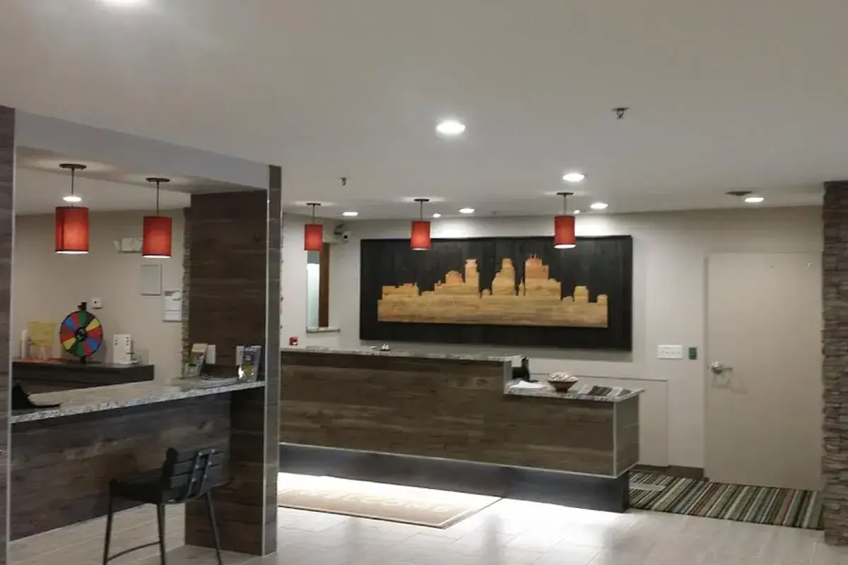 commercial-country-inn-NEW-pic-2