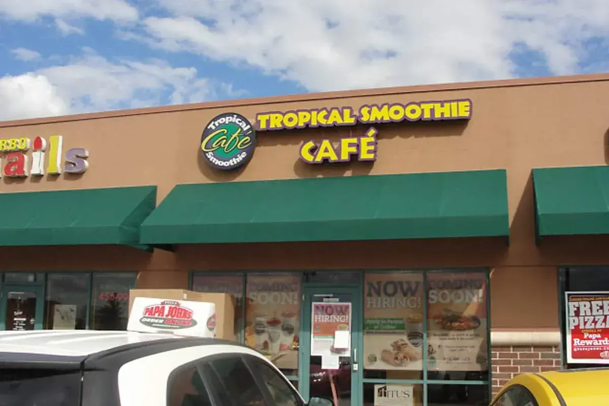 tropical-smoothie-pic-4